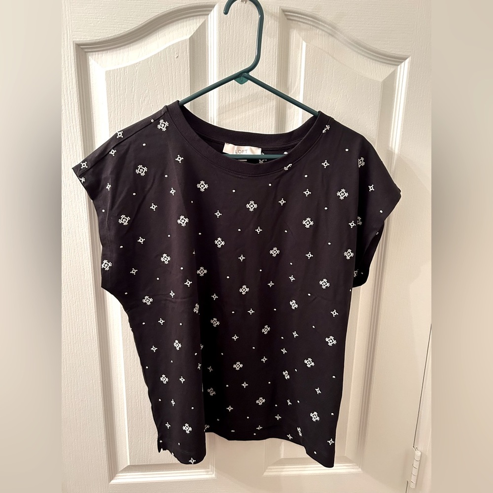 NWT Loft knit tee